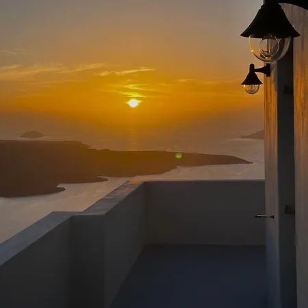 Dali Danae * Fira (Santorini)