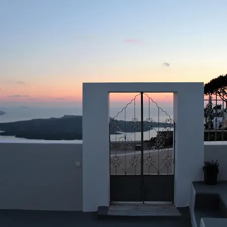 Dali *