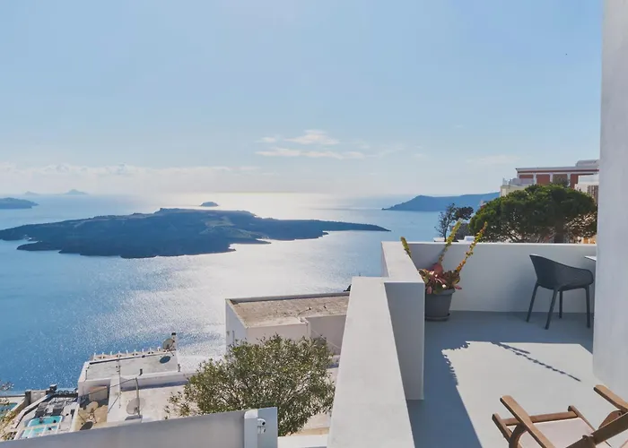 Dali Danae Fira (Santorini)